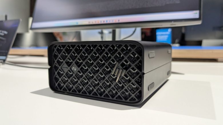 HP Z2 Mini G1a mini workstation con Strix Halo y puertos Thunderbolt 4