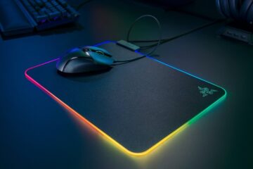 Mejores mousepads RGB para gamers exigentes en 2025, con iluminación personalizable y superficies optimizadas para precisión y comodidad en juegos de PC
