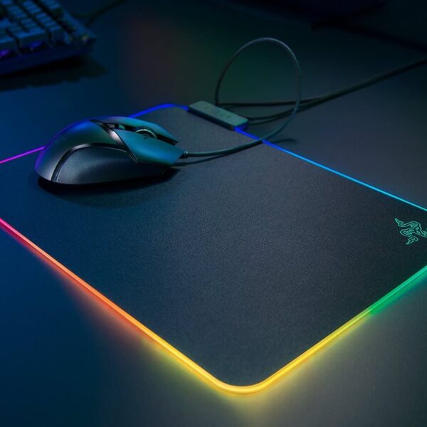 Los mejores mousepads RGB para gamers exigentes