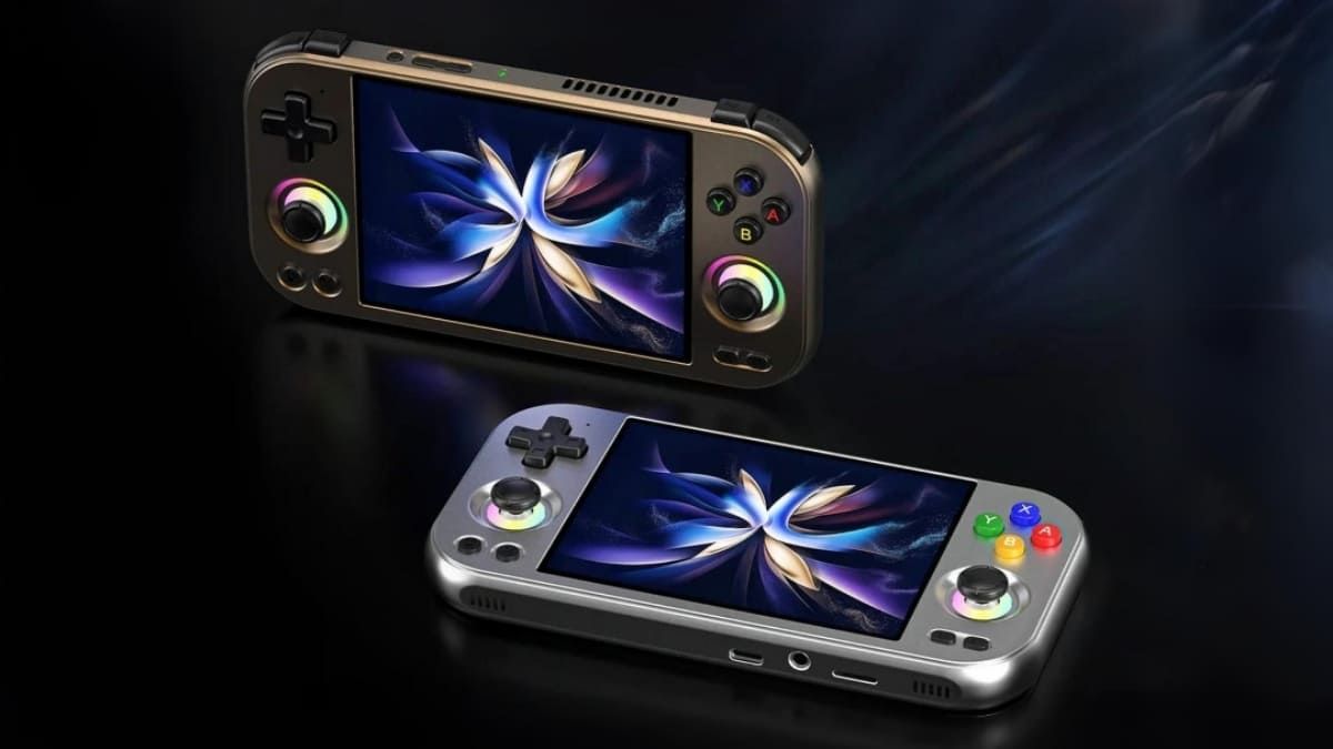 Anbernic RG477M ya disponible: nuevo handheld metálico con pantalla 120 Hz